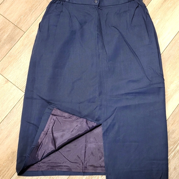 VINTAGE AUDREY JONES FULLY LINED SKIRT - Picture 4 of 5